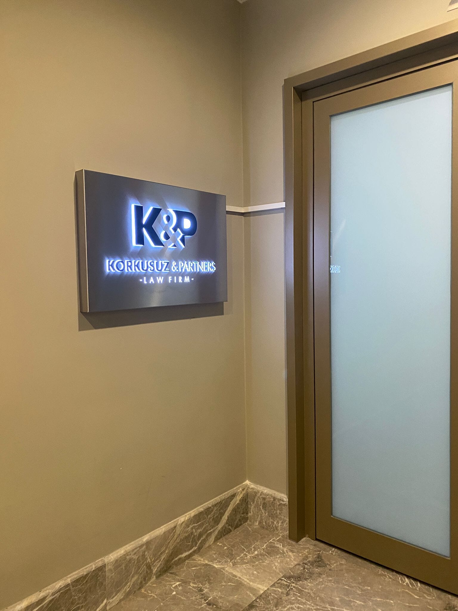 2f03a960-3ed4-4c6b-8554-9249eabfe987